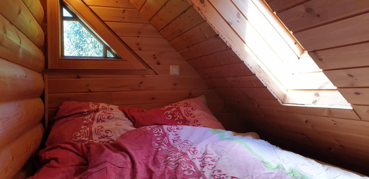 Cosy Spacious Wooden Chalet Na Hrib Stiska Vas Екстер'єр фото